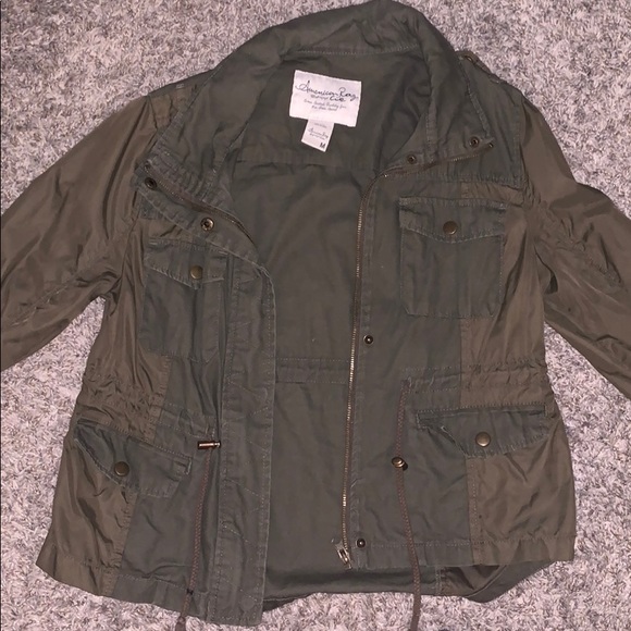 Green jacket - Picture 2 of 4